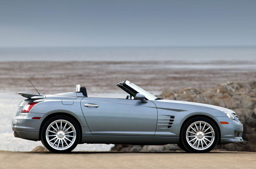  Chrysler Crossfire SRT6 Roadster 2005 года  (фото 14 из 16)